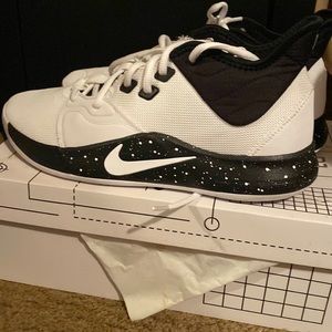 Paul George Men’s Basketball Shoes